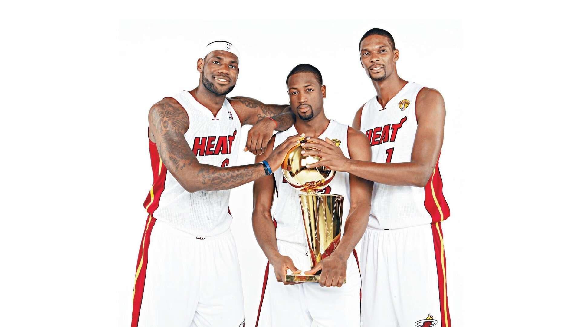 令人热血沸腾的“冠军夜”完美回顾，冠军会是谁