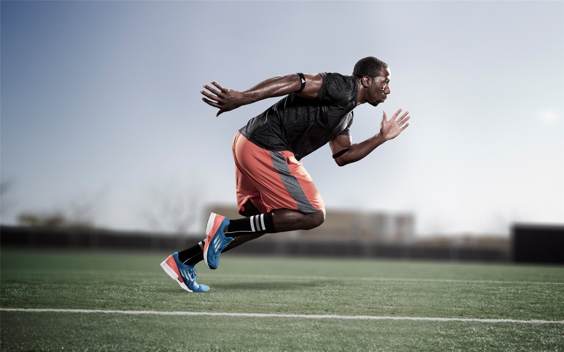 世界杯技术盛宴:助攻、头球、远射,每一幕都惊艳,世界杯专用球