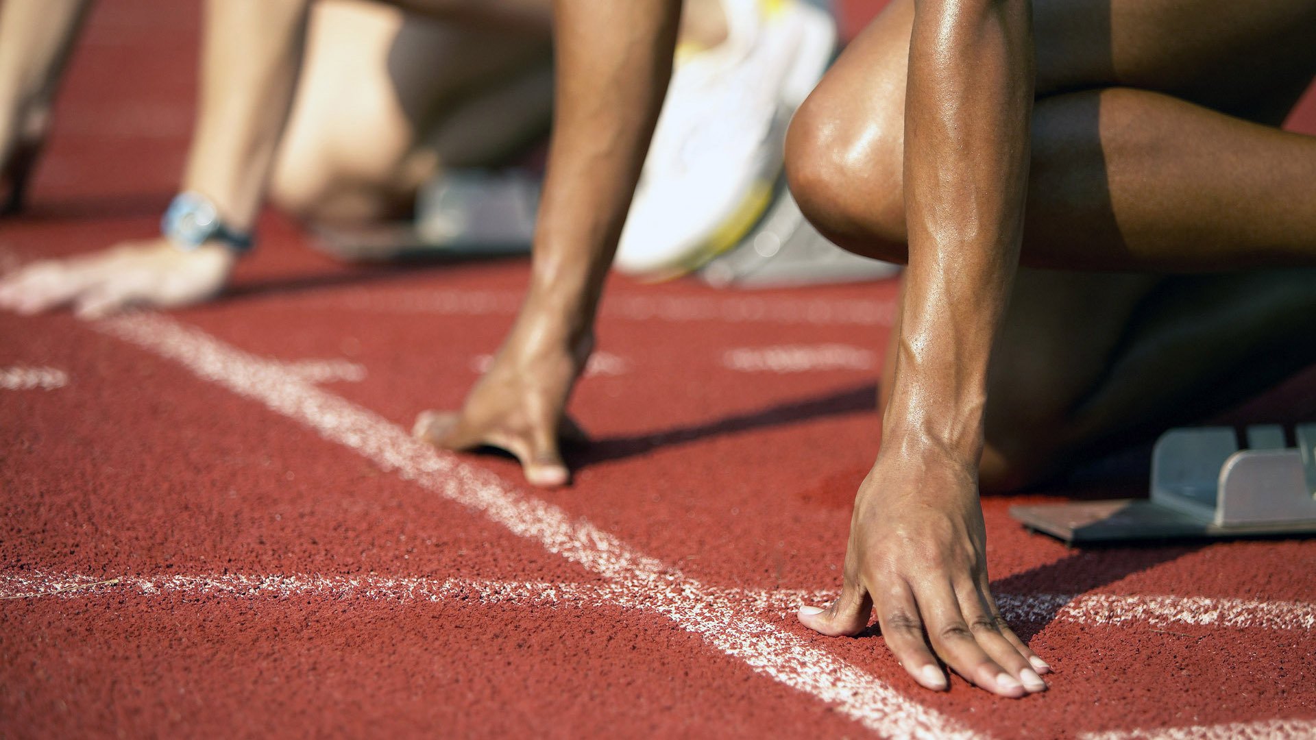 特斯·冯·迪克：中场的指挥官，为南非队提供战术深度，安迪冯斯特拉克